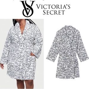 VICTORIA’S SECRET ROBE